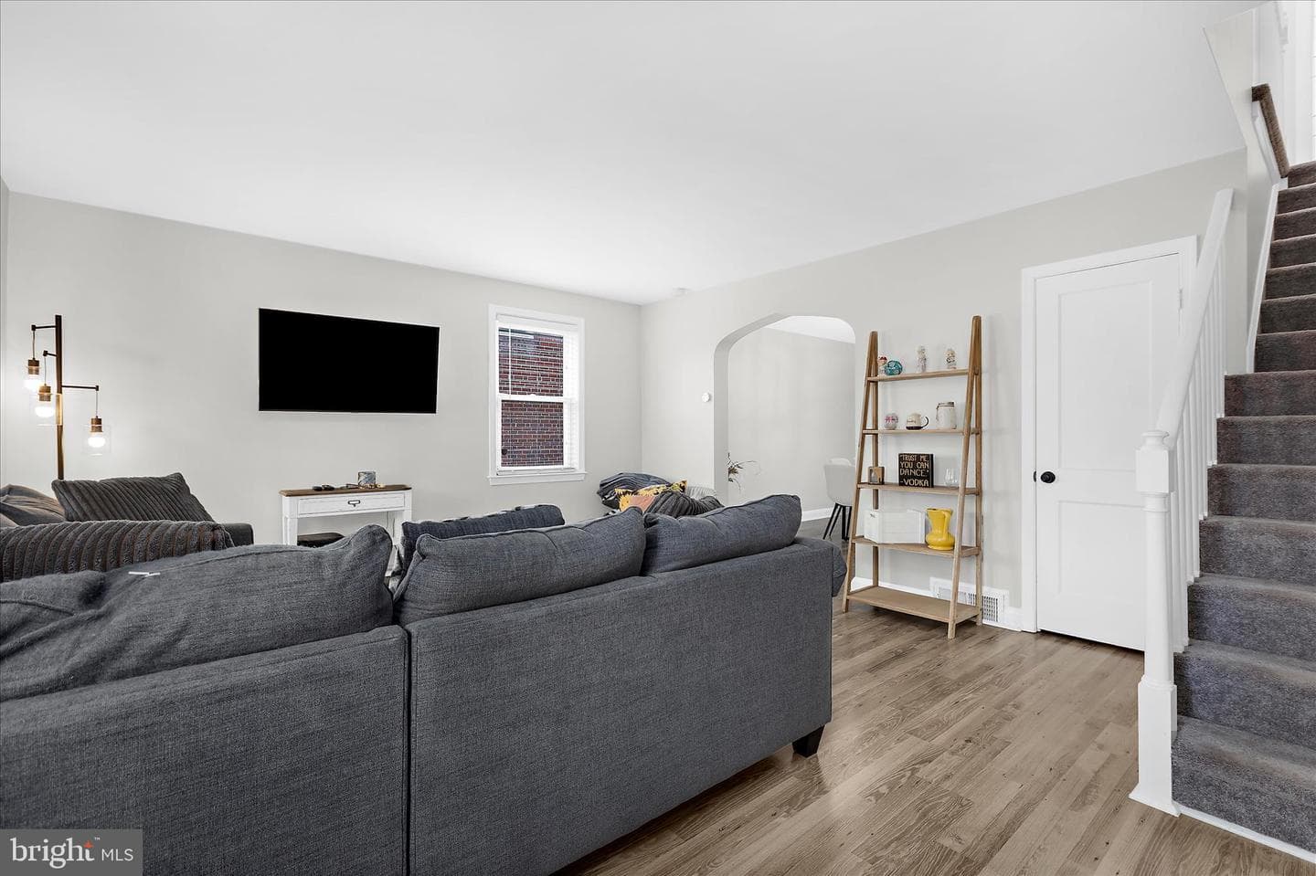 1012 Elm Road photo 7
