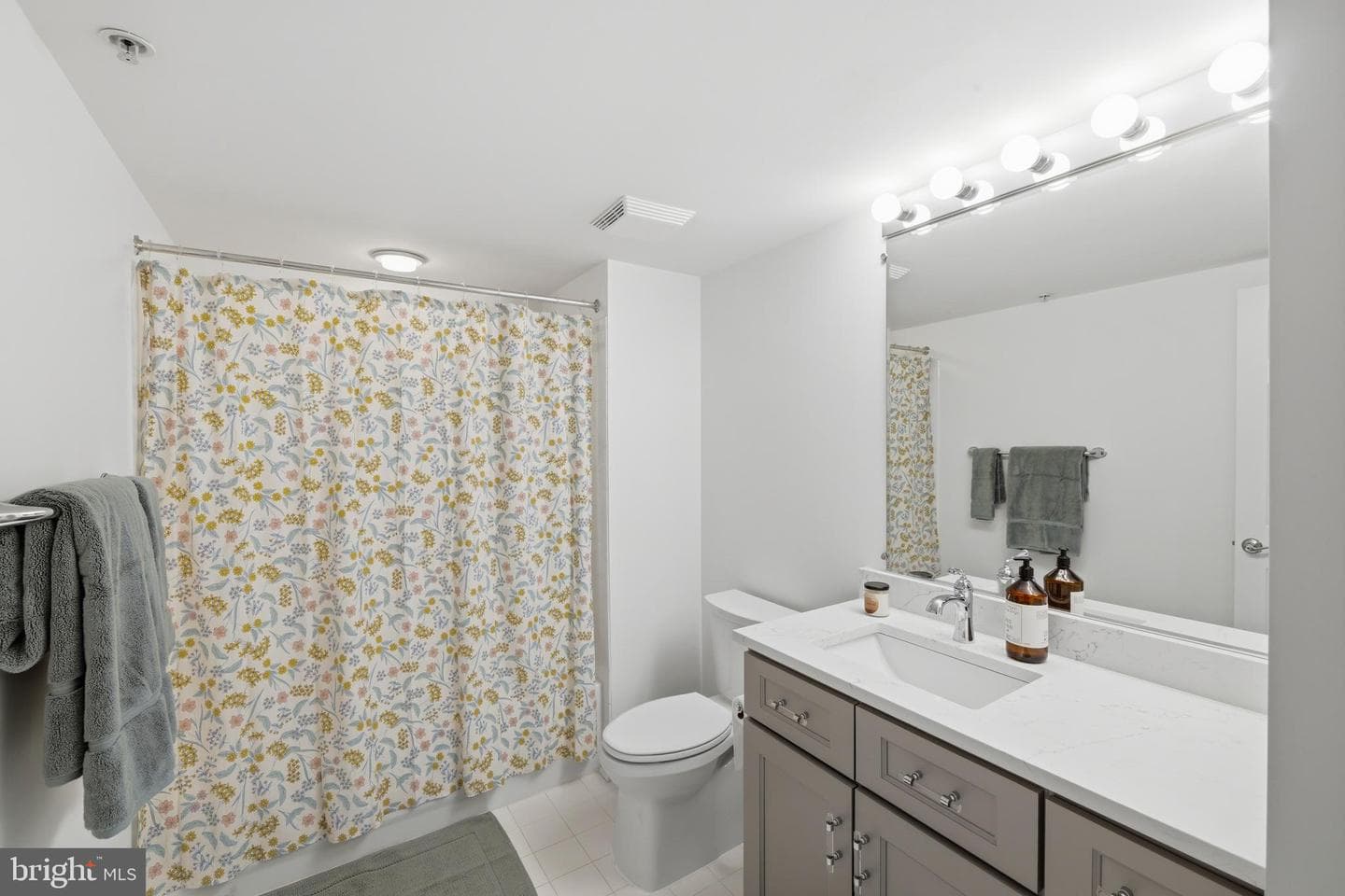 12240 Roundwood Road #605 photo 21