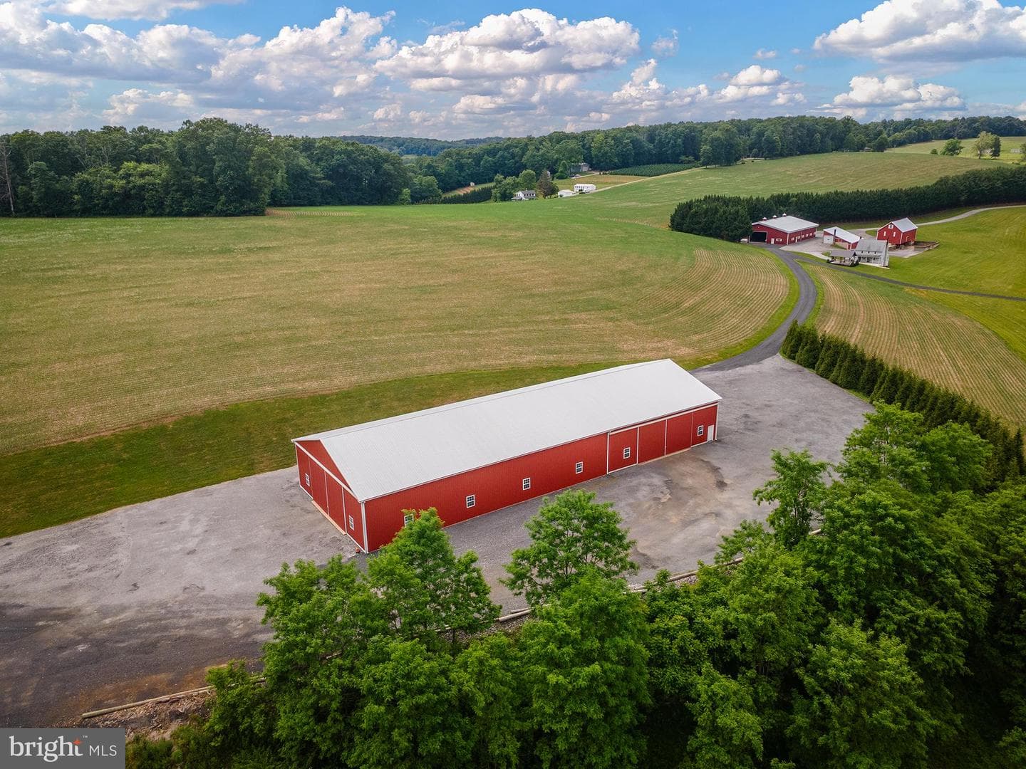 901 Freeland Road photo 18