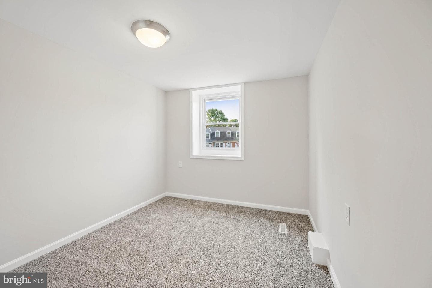 7227 Sindall Road photo 41