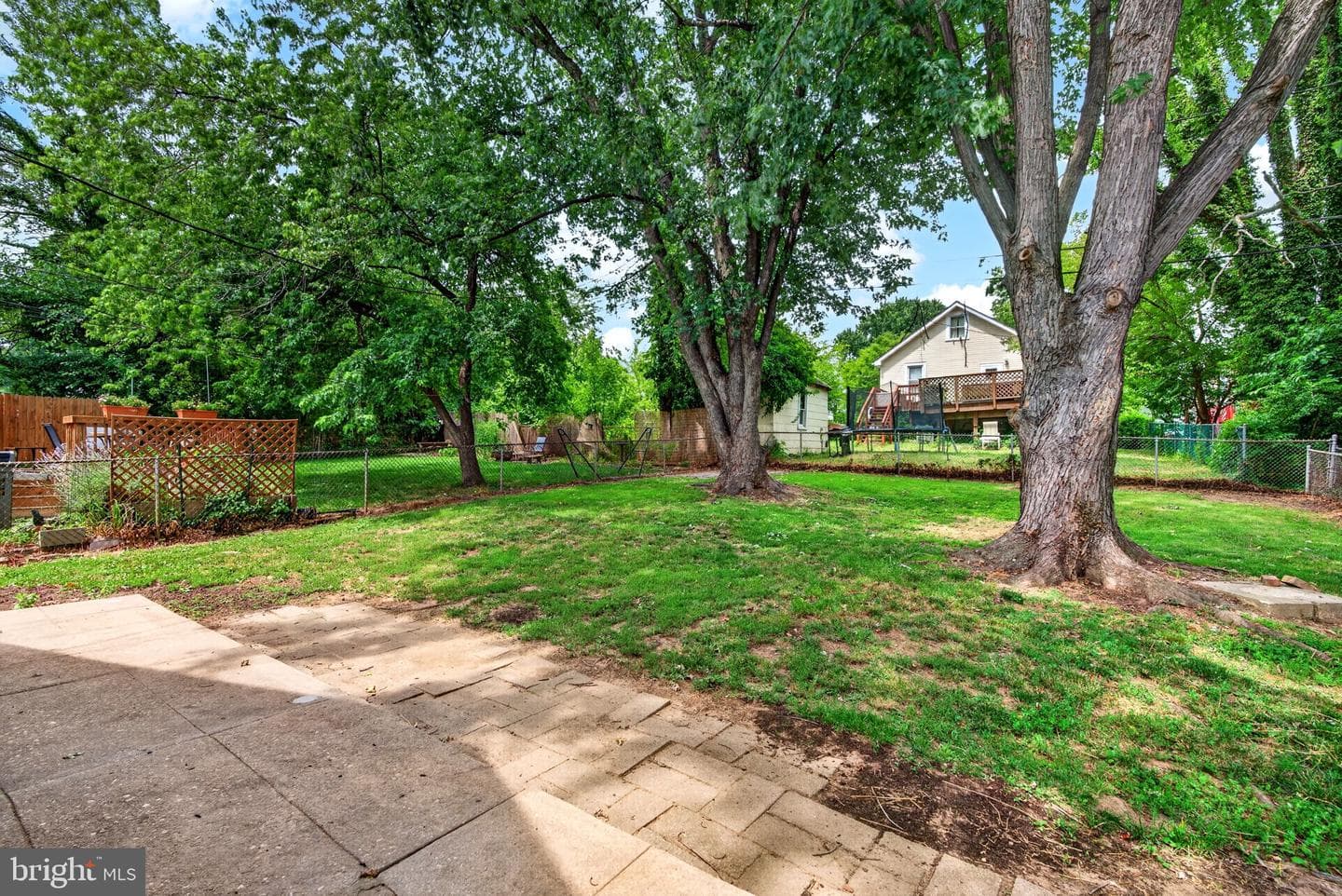 104 W Elm Avenue photo 42
