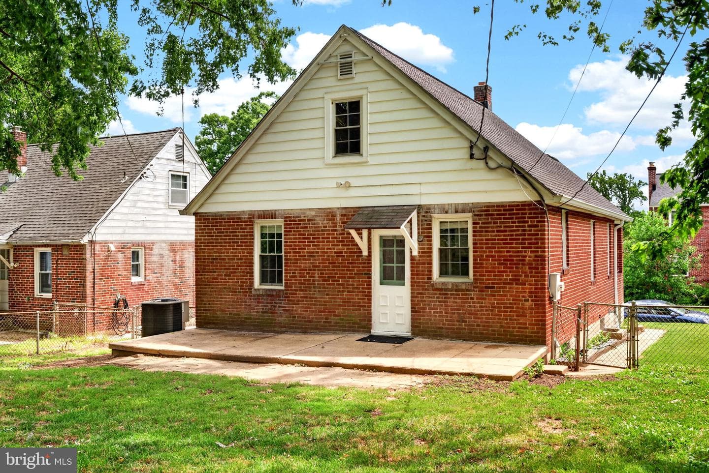 104 W Elm Avenue photo 46