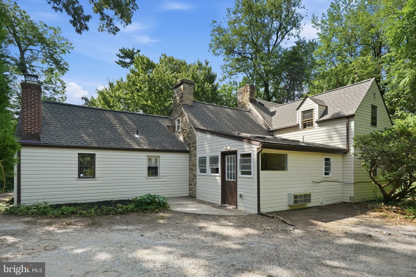 1610 Cottage Lane photo 23