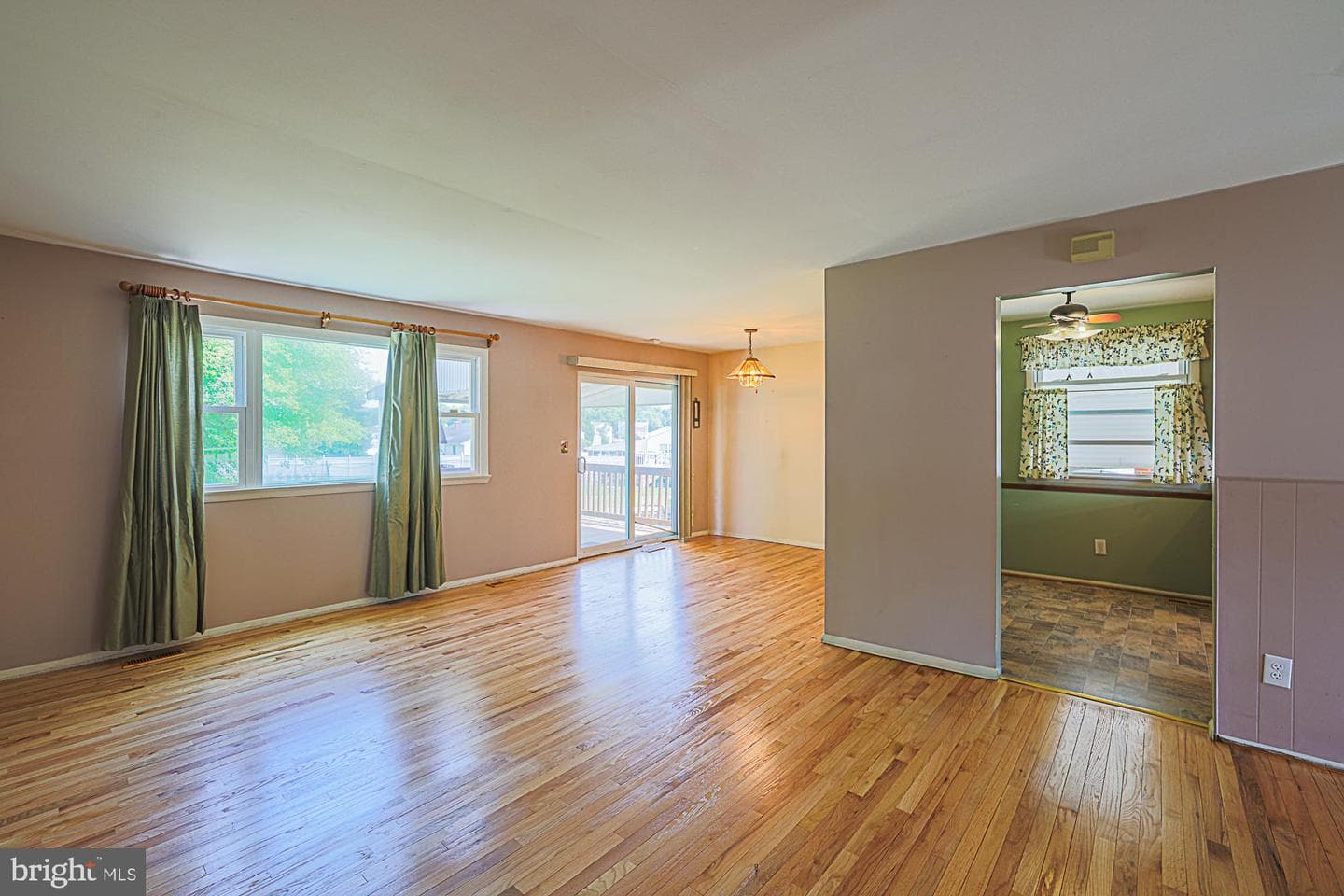 9106 Sandra Park Road photo 24
