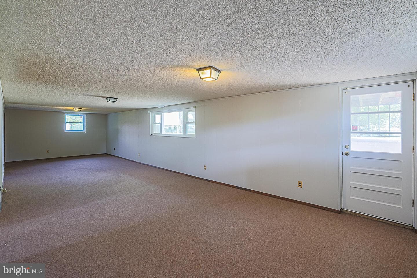 9106 Sandra Park Road photo 41