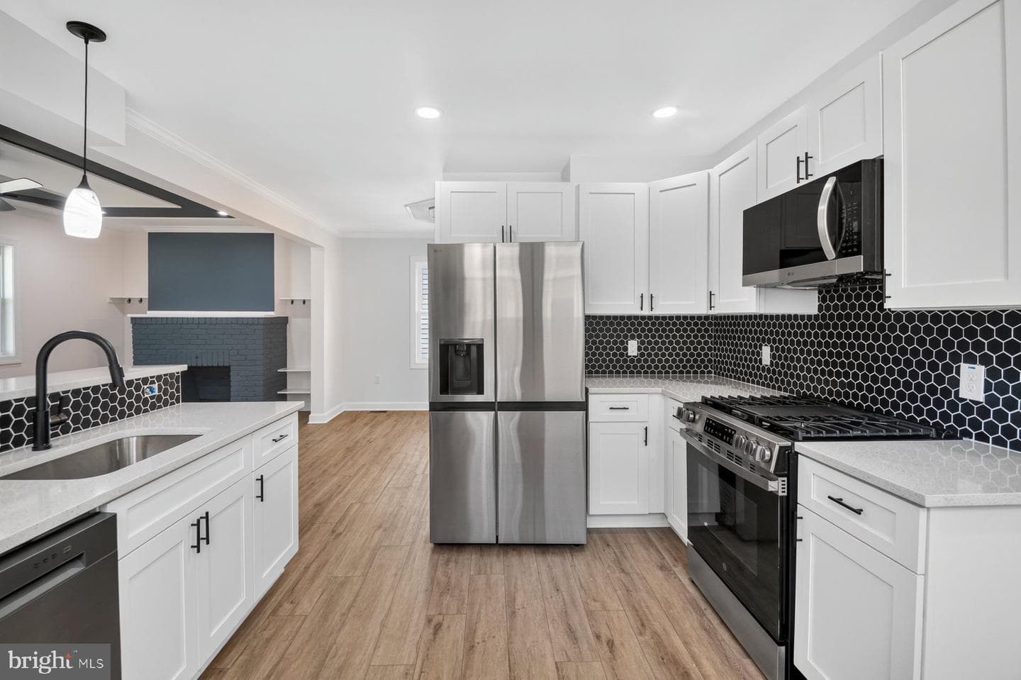 27 Glenwood Avenue photo 11