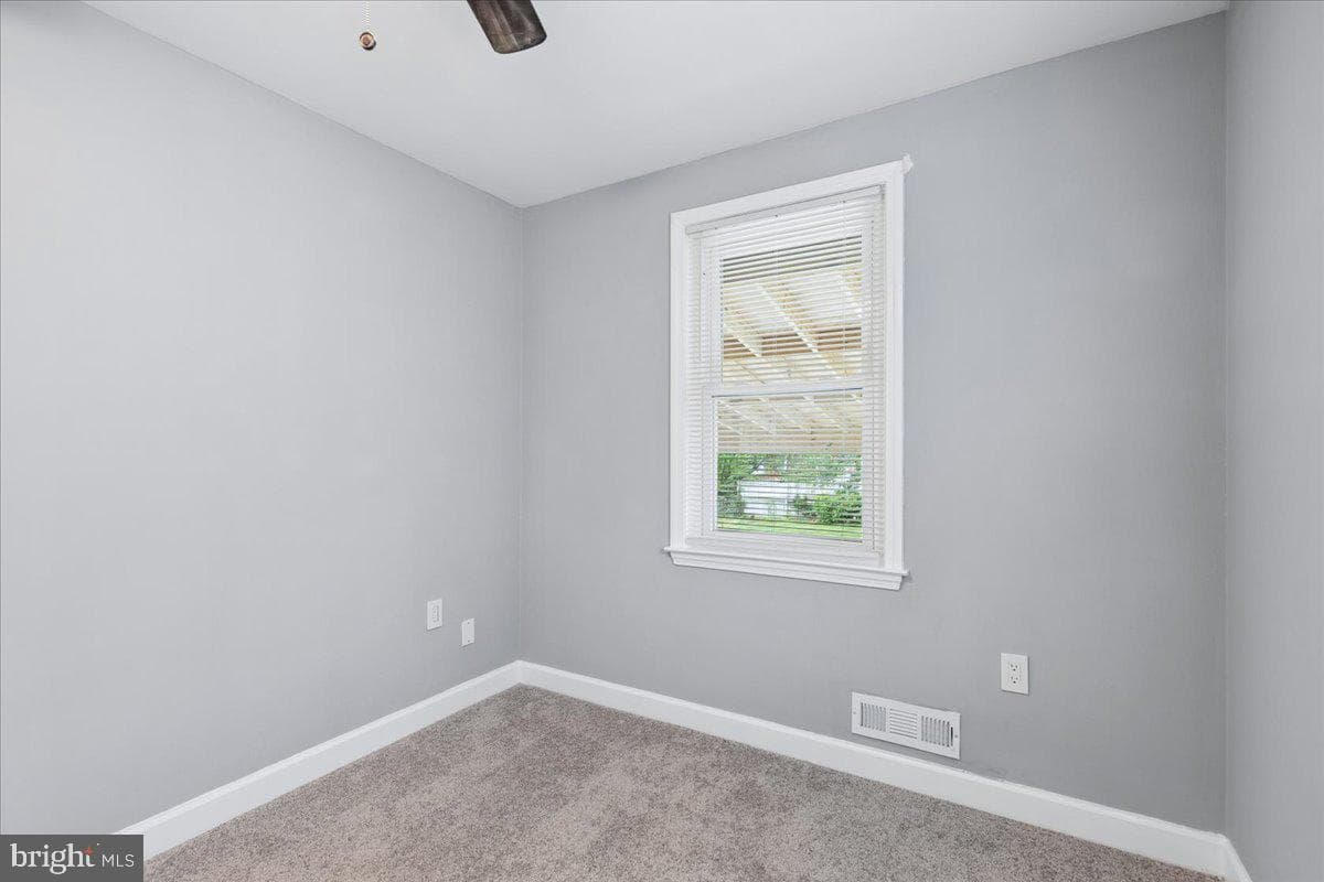 3737 Sylvan Drive photo 22