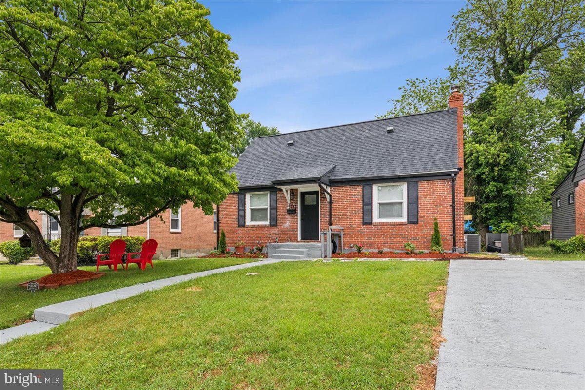 3737 Sylvan Drive photo 3