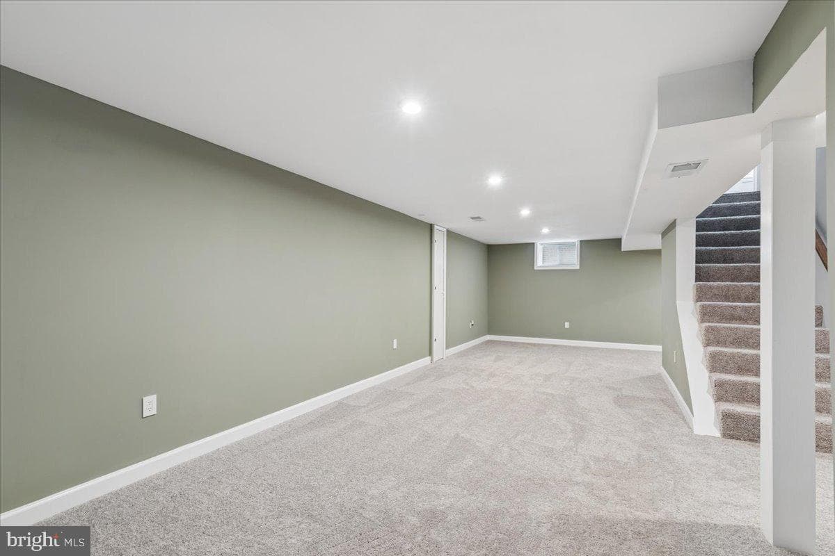 3737 Sylvan Drive photo 33