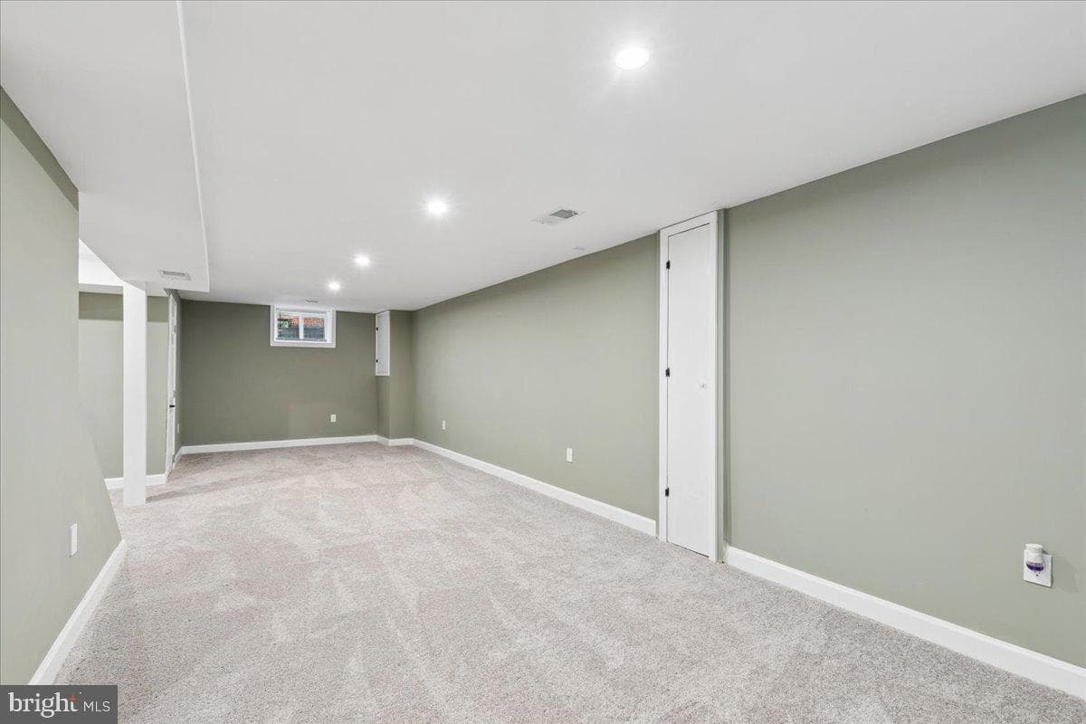 3737 Sylvan Drive photo 35