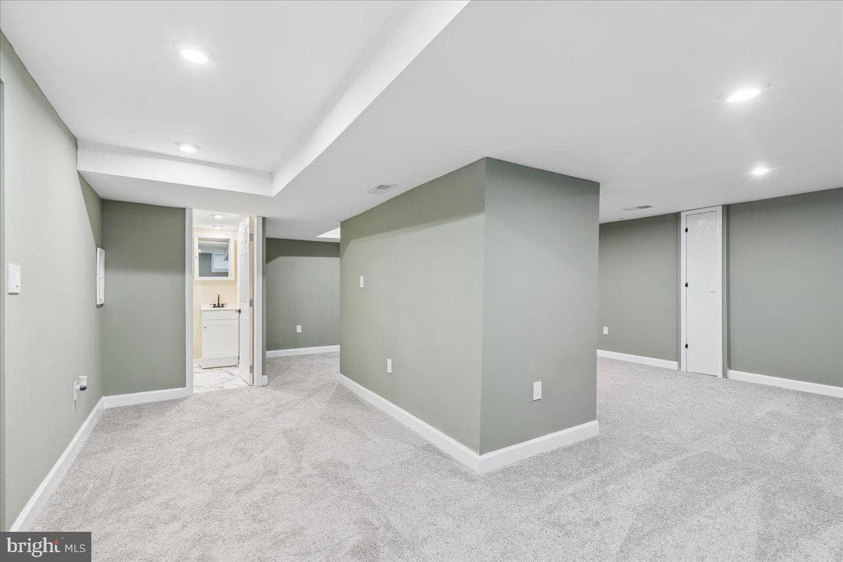 3737 Sylvan Drive photo 36