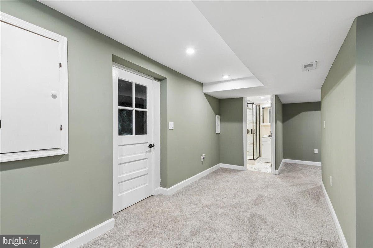 3737 Sylvan Drive photo 37