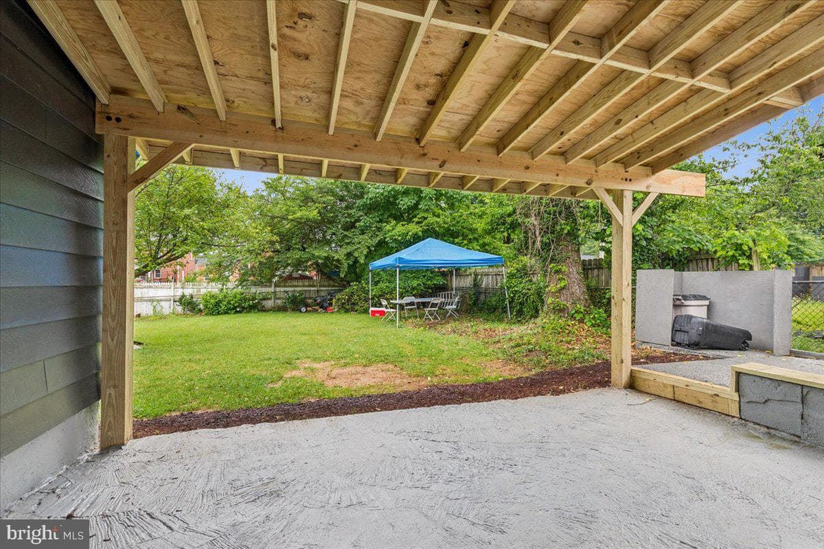 3737 Sylvan Drive photo 42