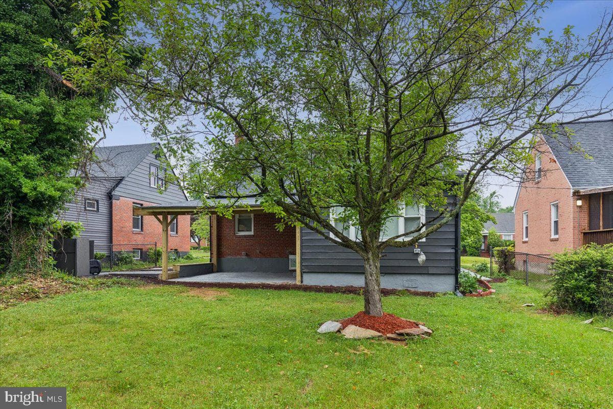 3737 Sylvan Drive photo 46