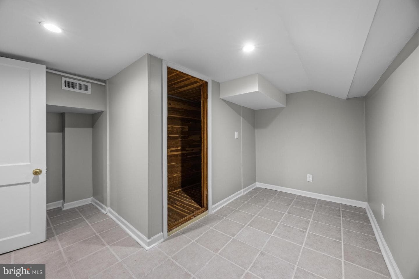 102 Nelson Road photo 27