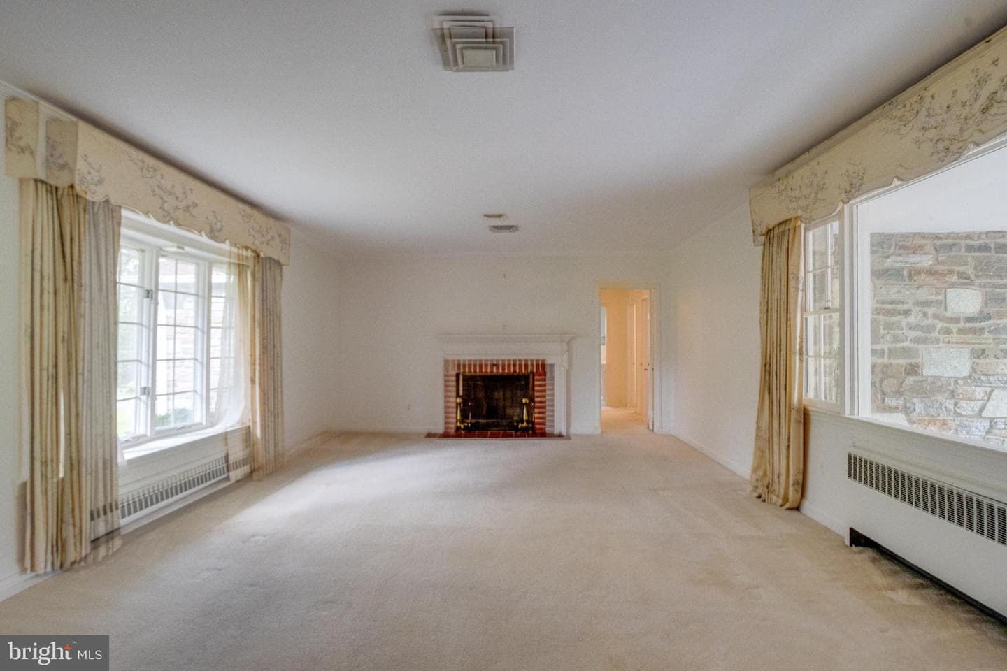 500 Stratford Ct photo 22