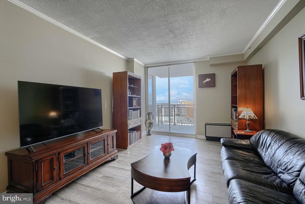 28 Allegheny Avenue #2108 photo 9
