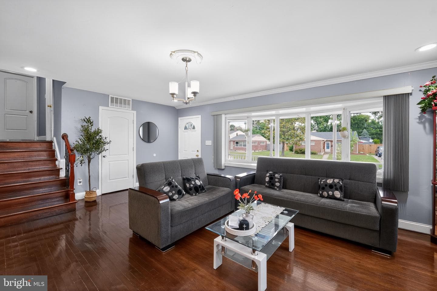 5909 Charnwood Road photo 6