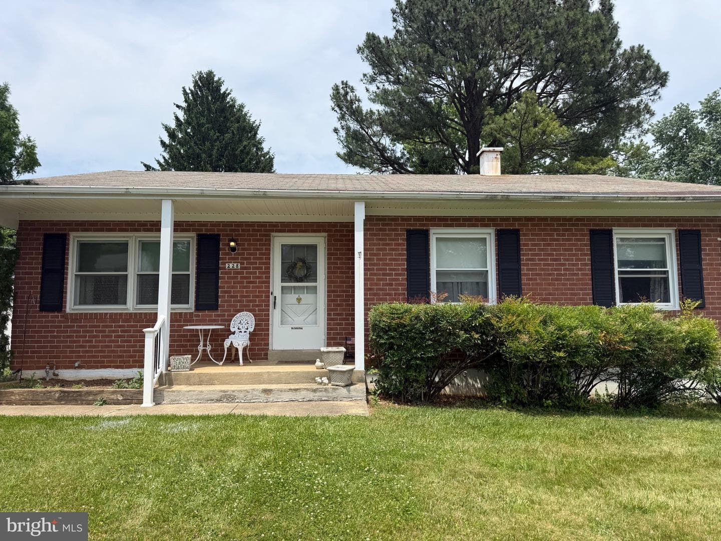 228 Northway Road photo 1
