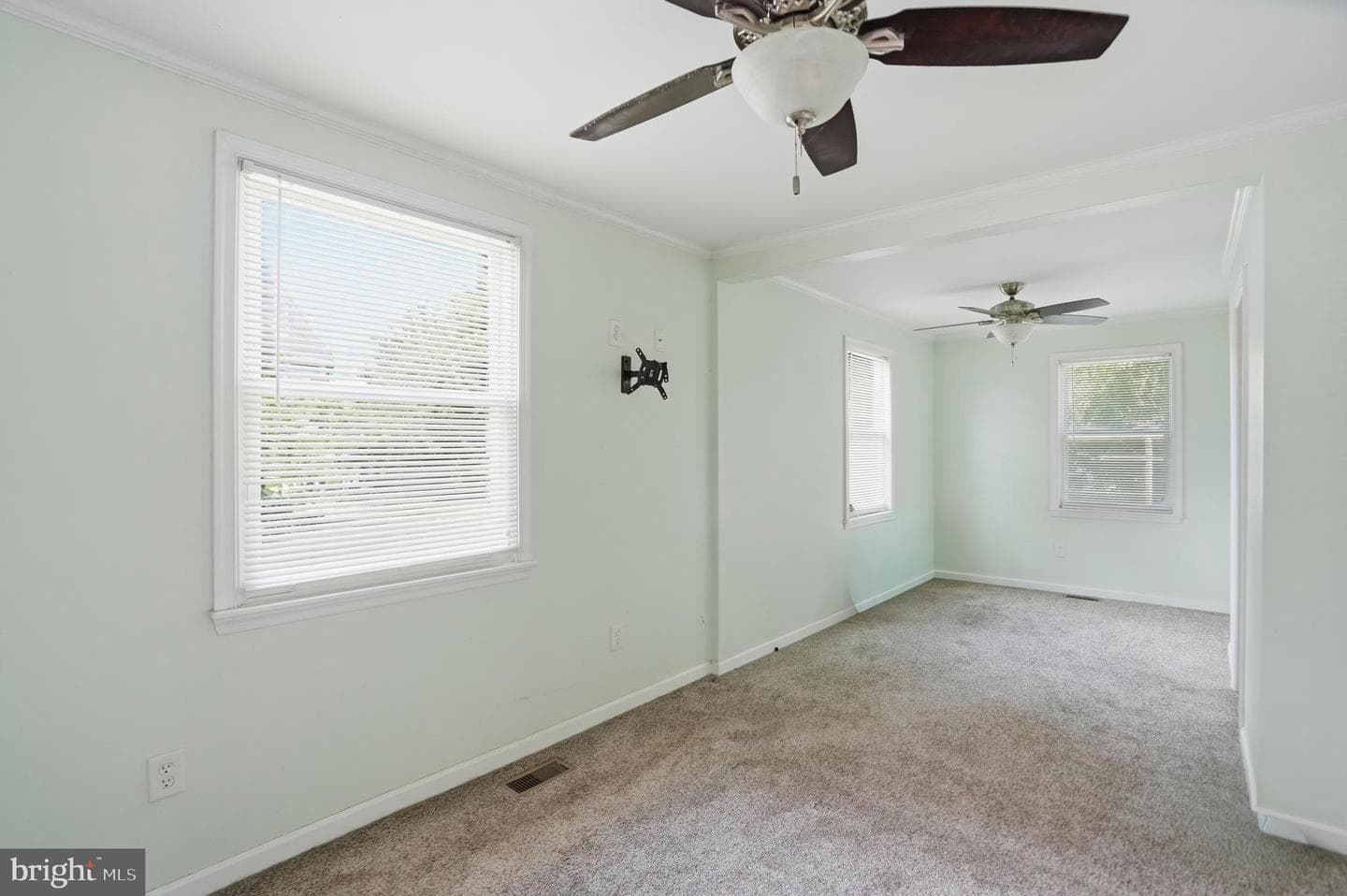 8240 Longpoint Road photo 15