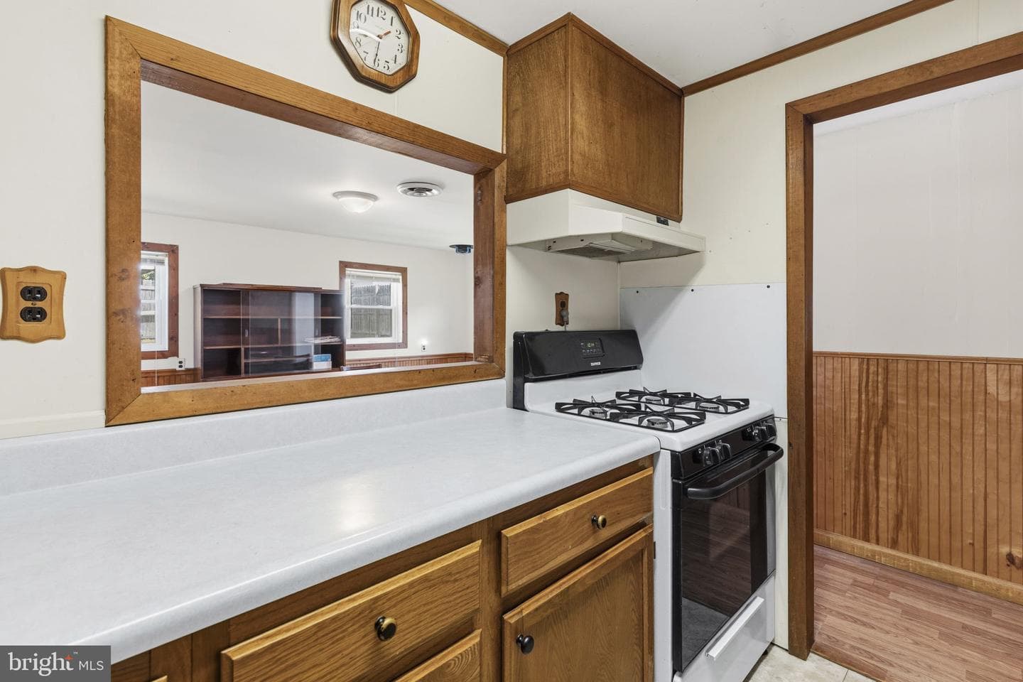 2411 Poplar Road photo 18
