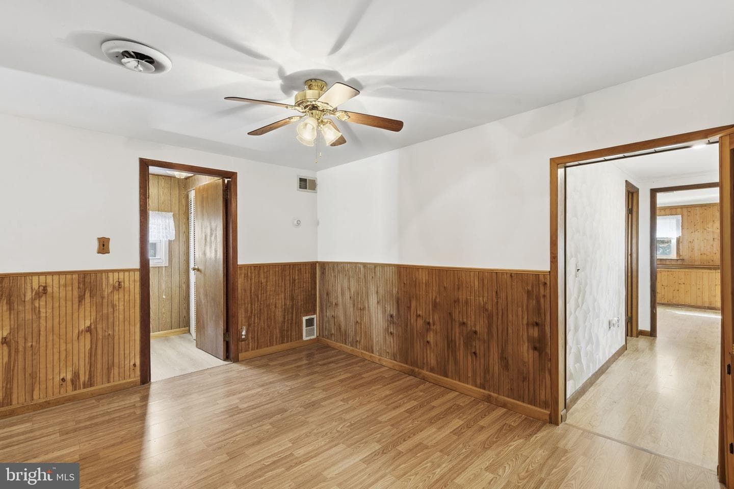 2411 Poplar Road photo 8