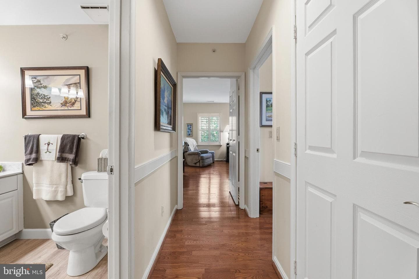 215 Belmont Forest Court #403 photo 22