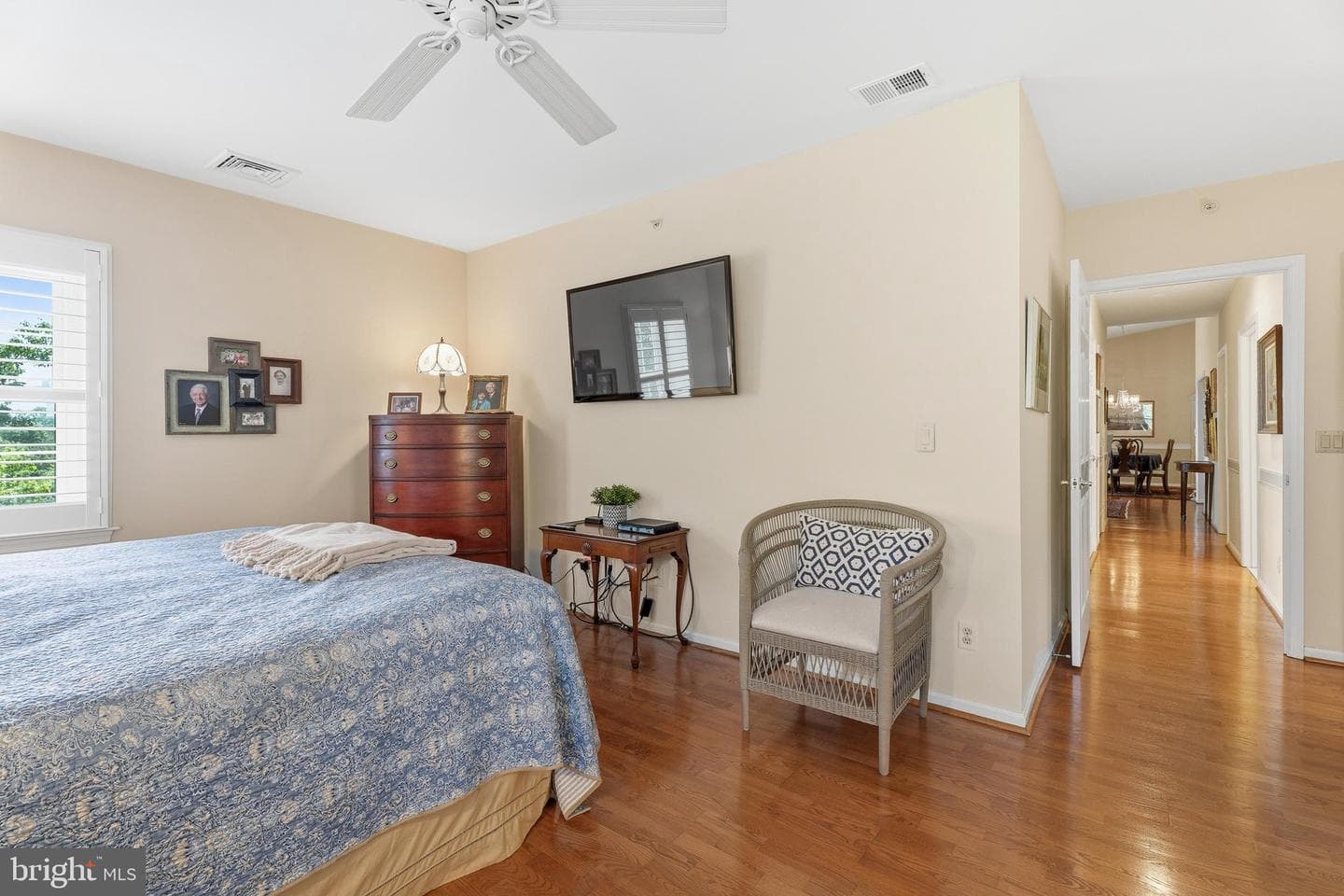 215 Belmont Forest Court #403 photo 27
