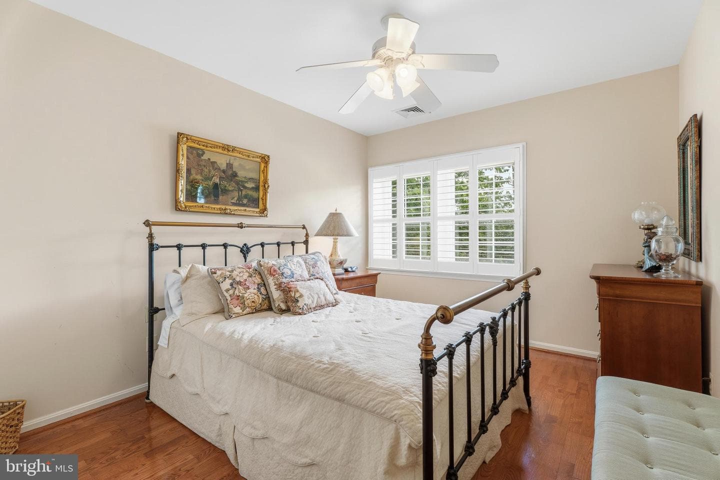 215 Belmont Forest Court #403 photo 31