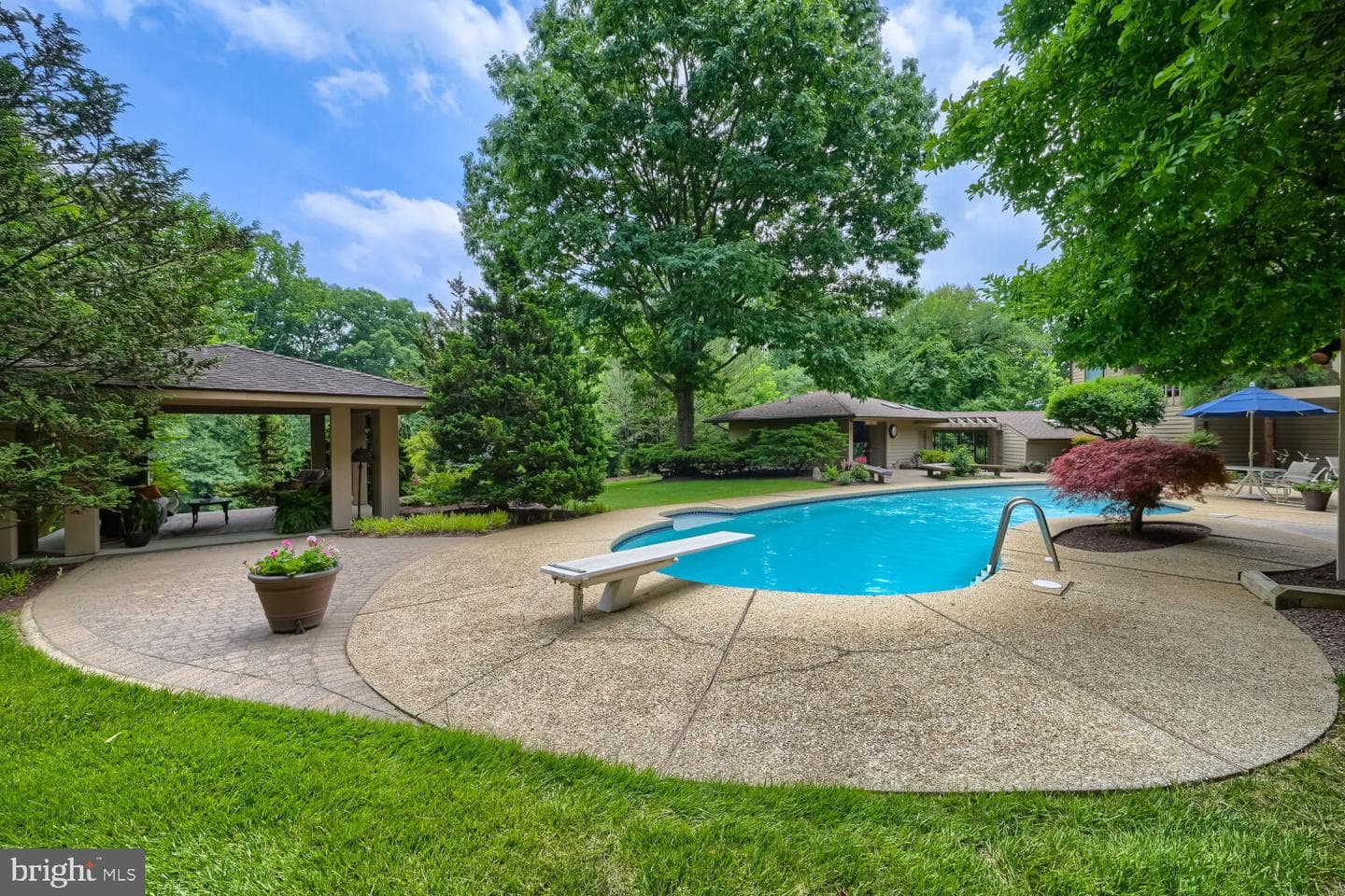8023 Yellowstone Road photo 46