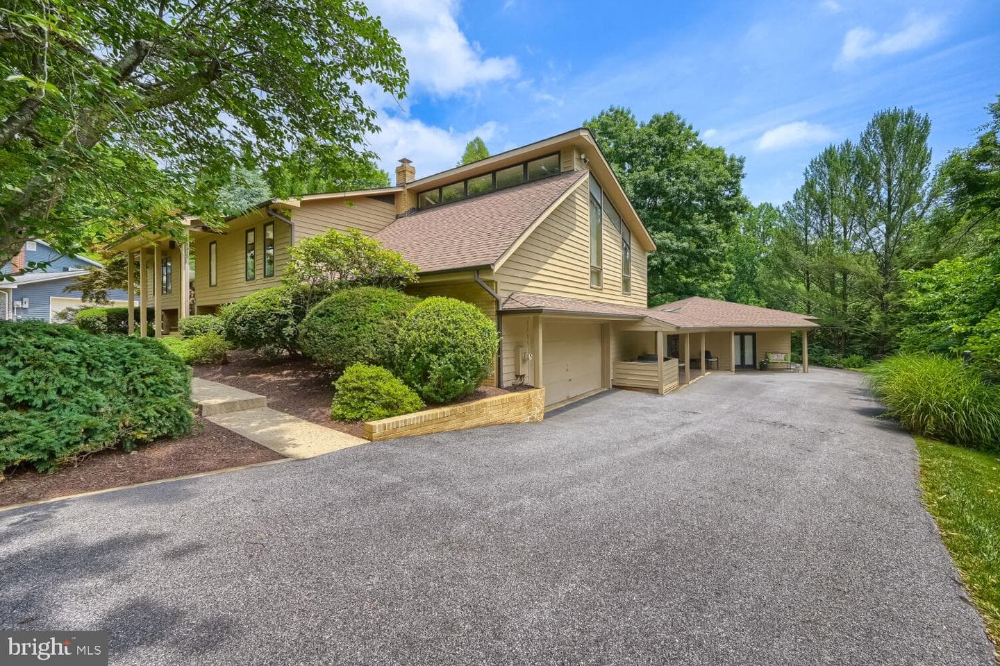 8023 Yellowstone Road photo 5