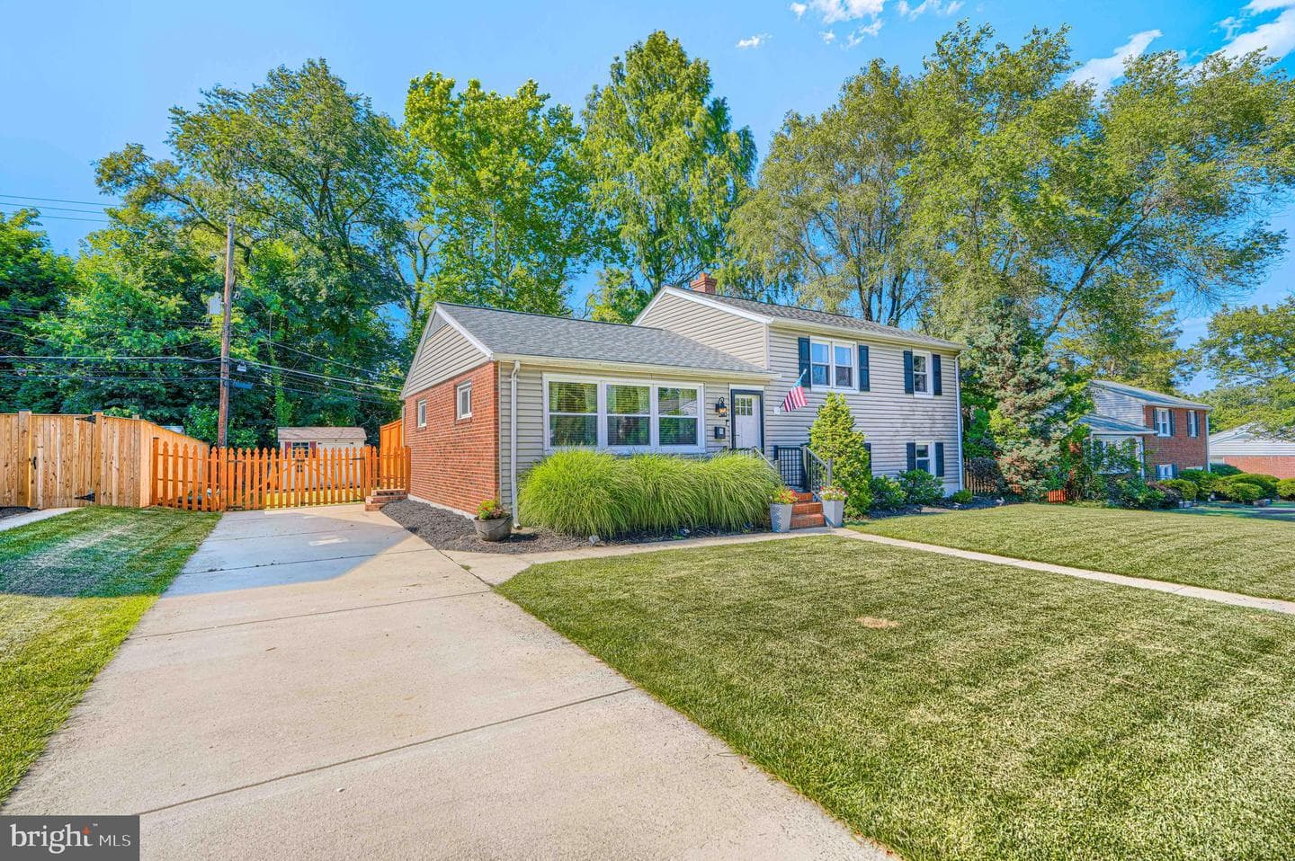 8 Ridgefield Road
