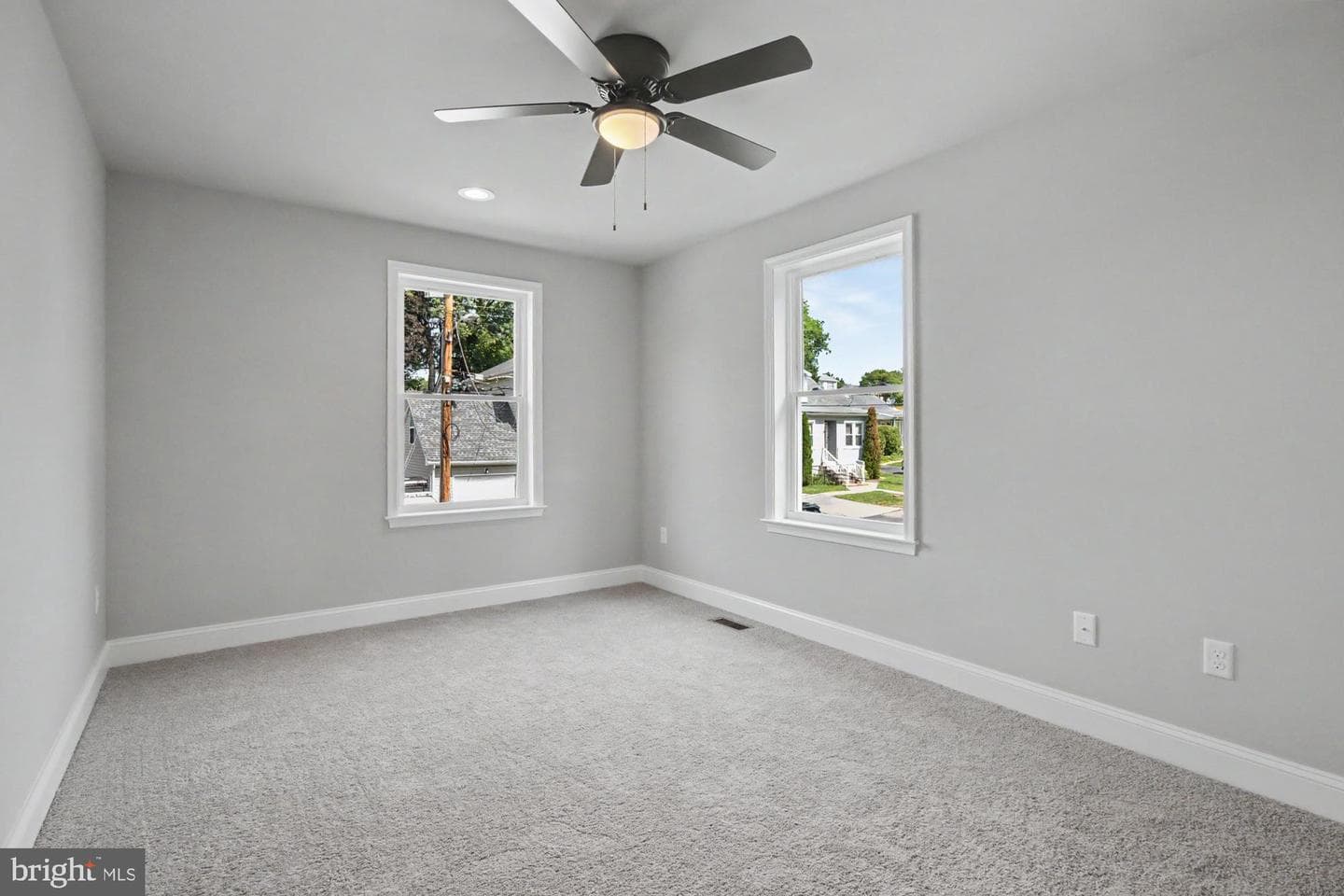 7501 Riddle Avenue photo 31
