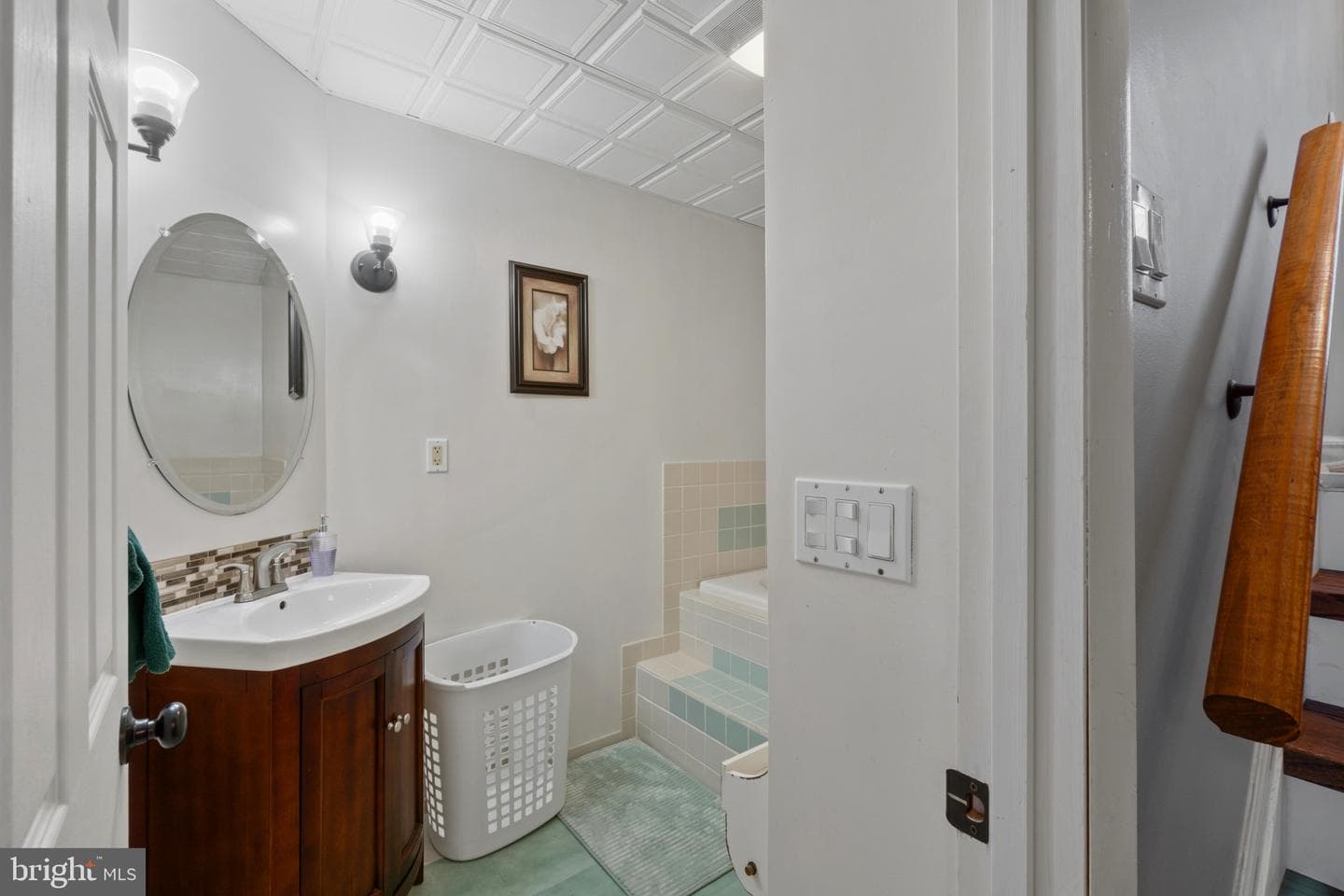 7113 Olivia Rd photo 11