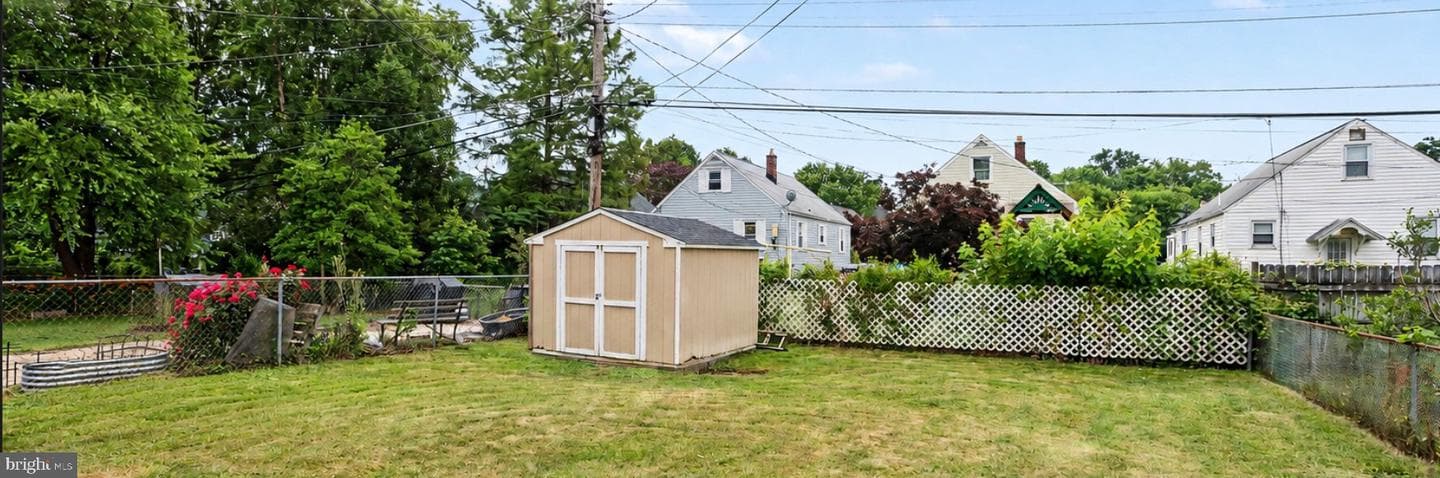 2513 Canterbury Road photo 27