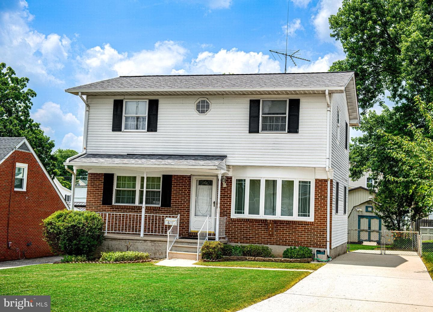 614 George Avenue photo 1