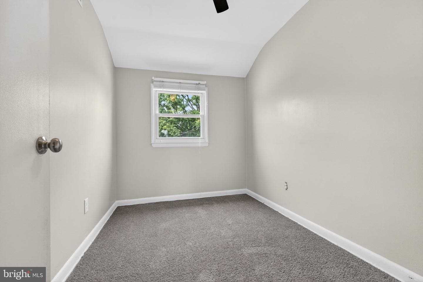 7729 Charlesmont Road photo 19