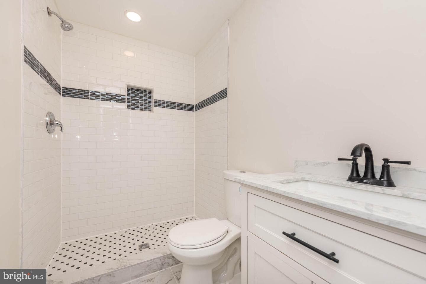 9626 Harford Road photo 31