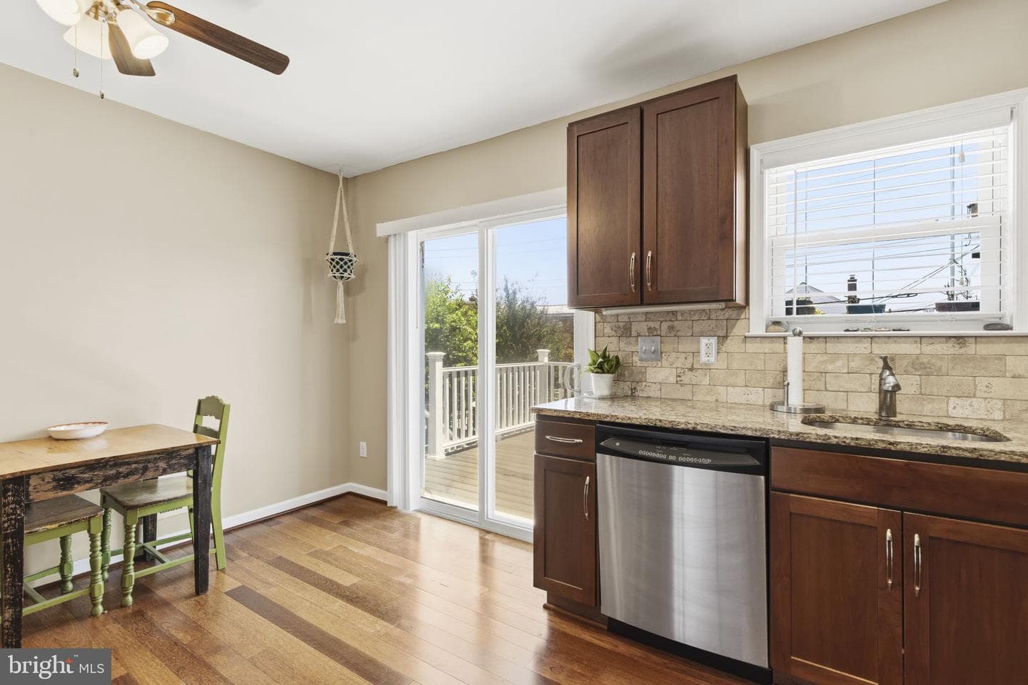 1627 Manor Road photo 9
