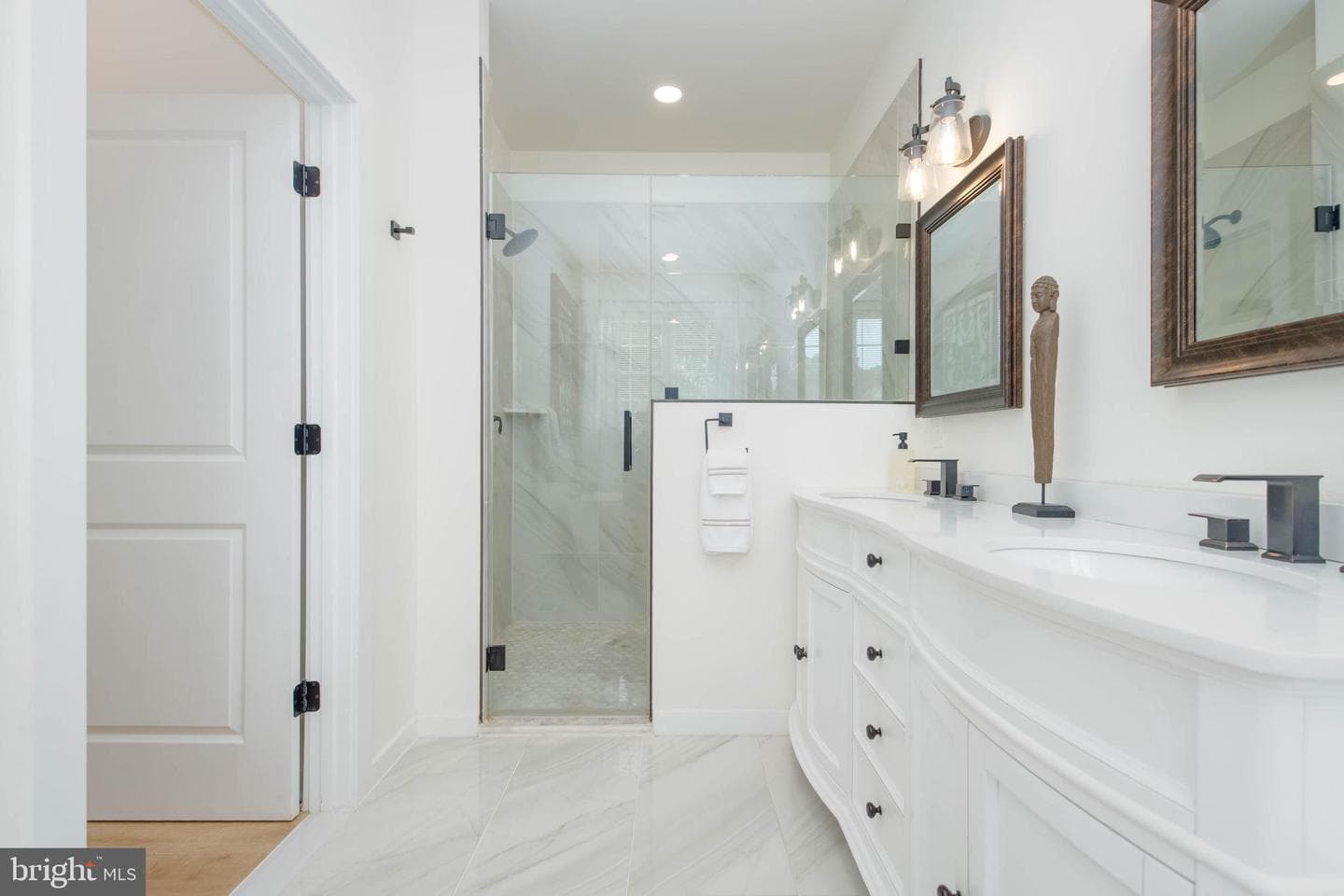 1117 Chester Road photo 32