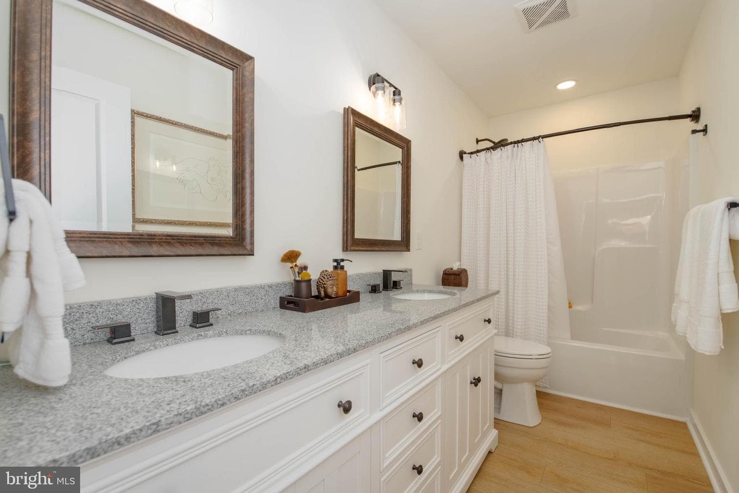 1117 Chester Road photo 40