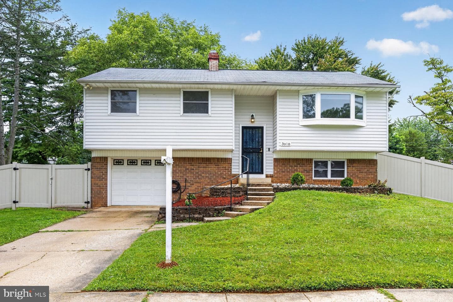 3918 Susanna Road photo 1