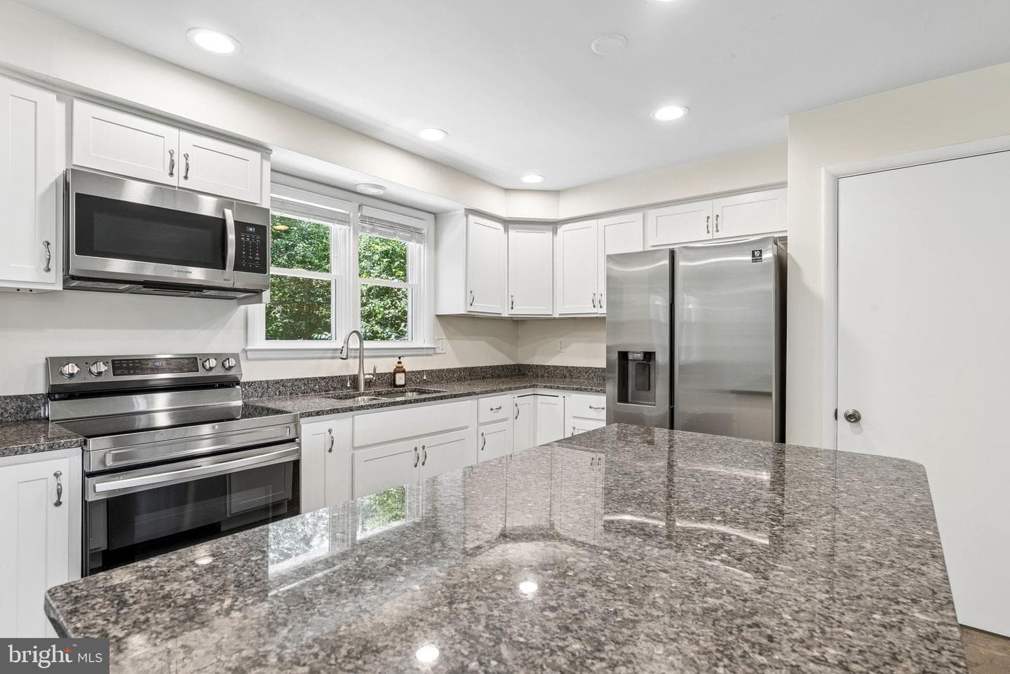 1316 Providence Road photo 8