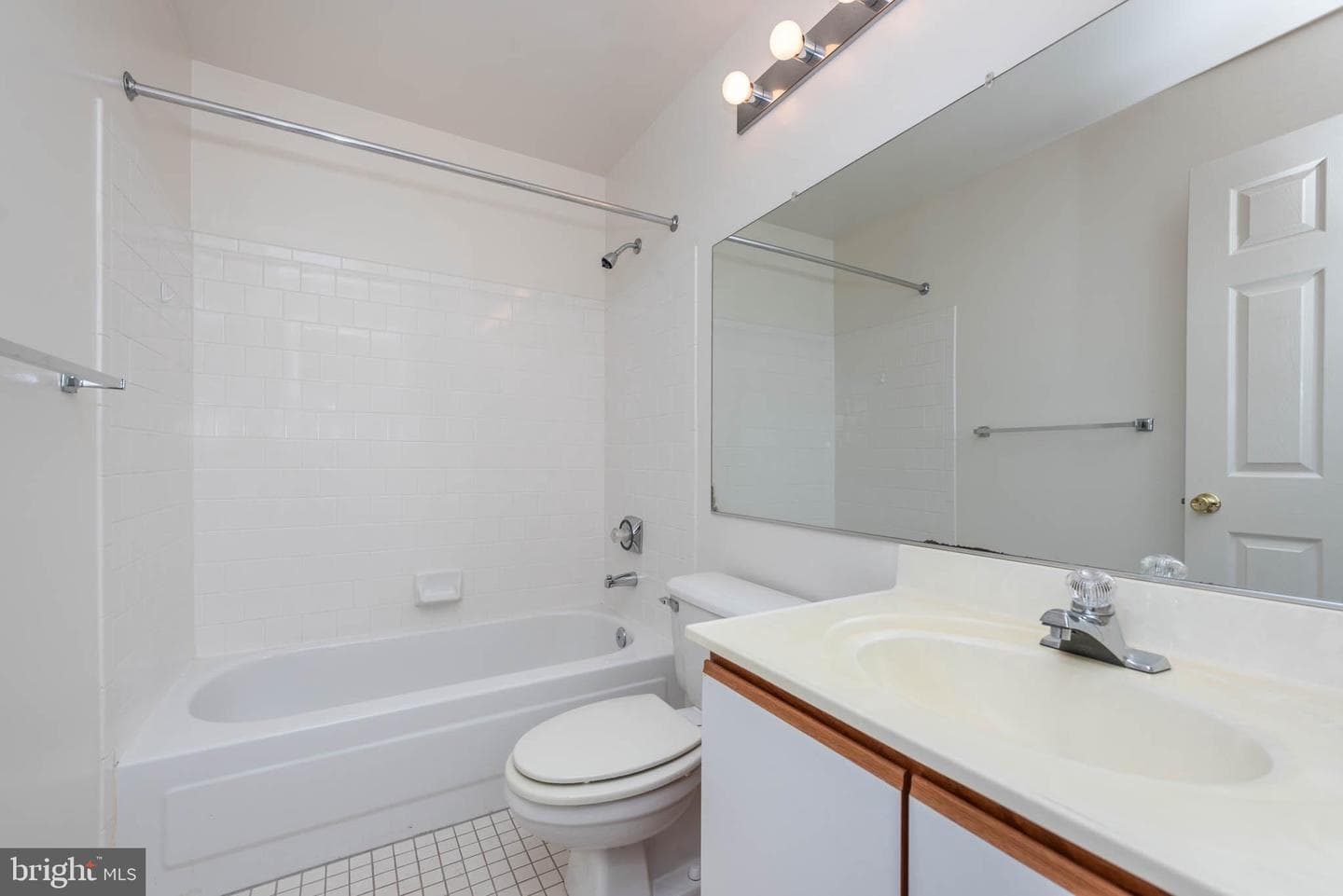 4 Rumford Drive #302 photo 15