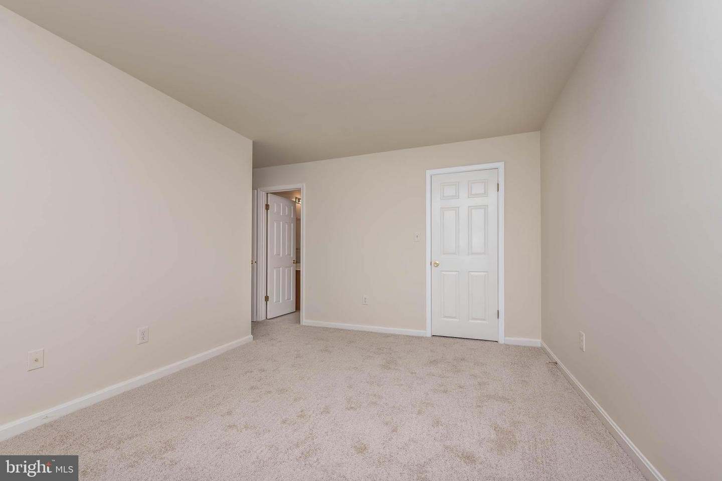 4 Rumford Drive #302 photo 18