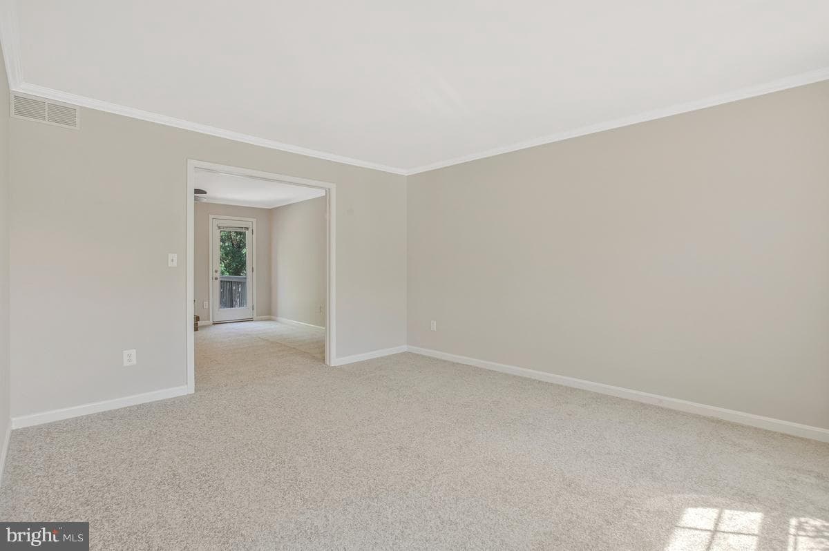 9200 Hines Meadow Way photo 13