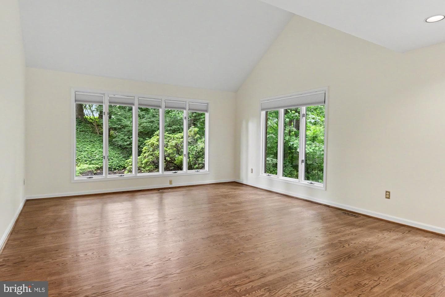 1503 Near Thicket Lane photo 16