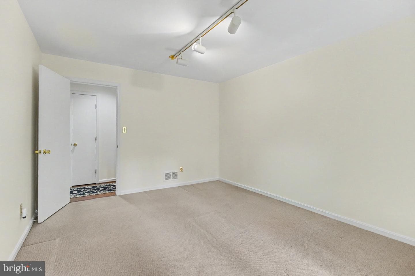 1503 Near Thicket Lane photo 22