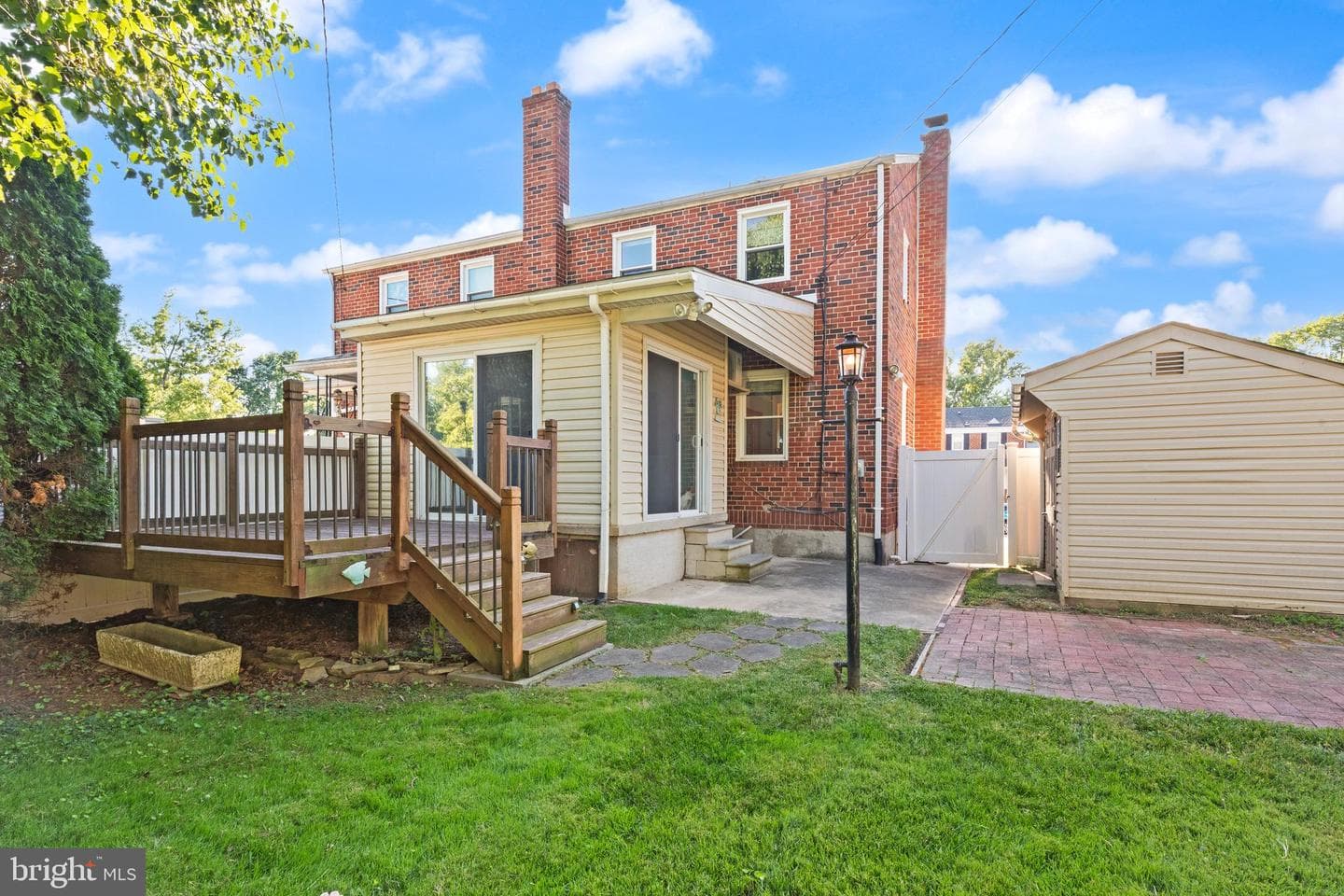 127 Lyndale Avenue photo 23