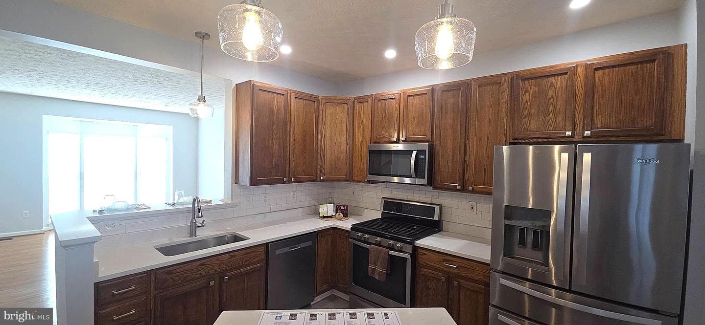9776 Harvester Circle photo 15